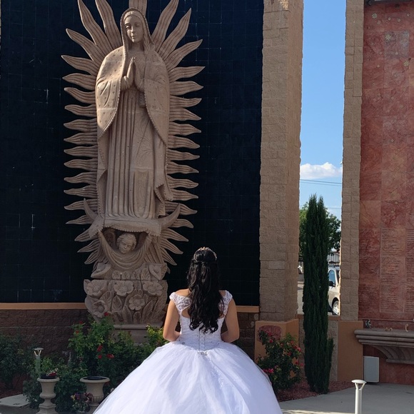 Meet your Posher, Veronica - Picture 7 of 16